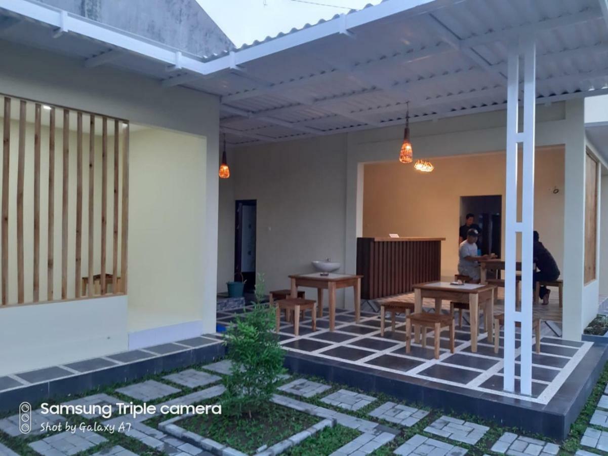 R3 Brawijaya Homestay Banyuwangi  Eksteriør bilde