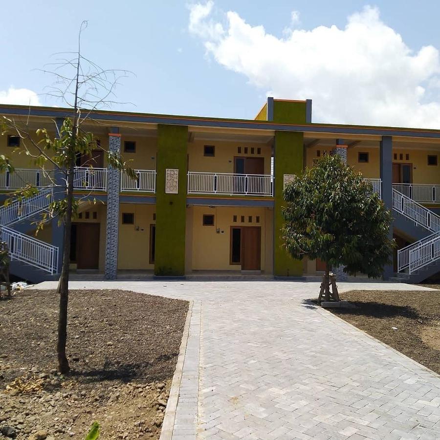 R3 Brawijaya Homestay Banyuwangi  Eksteriør bilde